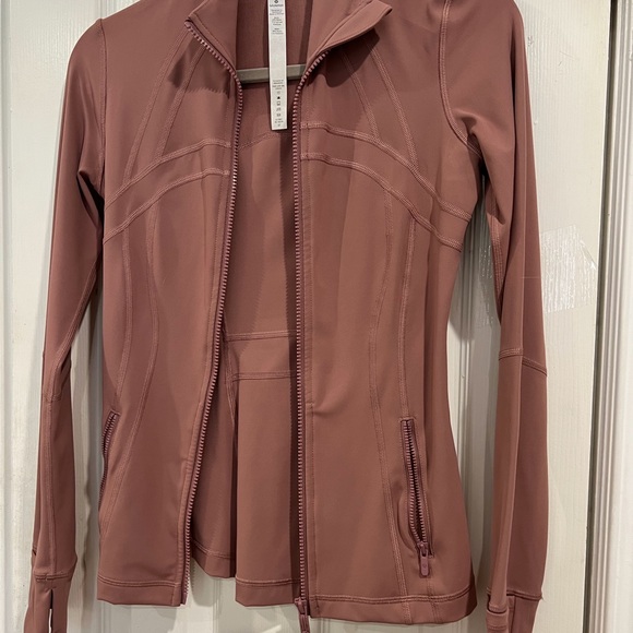 LULULEMON define jacket size 4 perfect condition - Picture 10 of 16